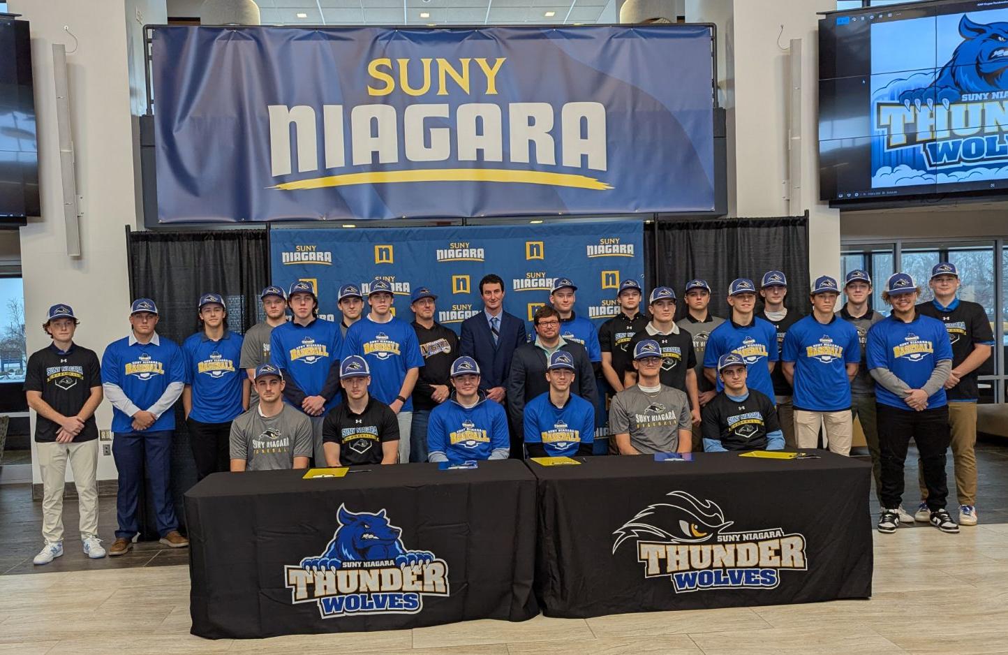 SUNY Niagara holds signing day