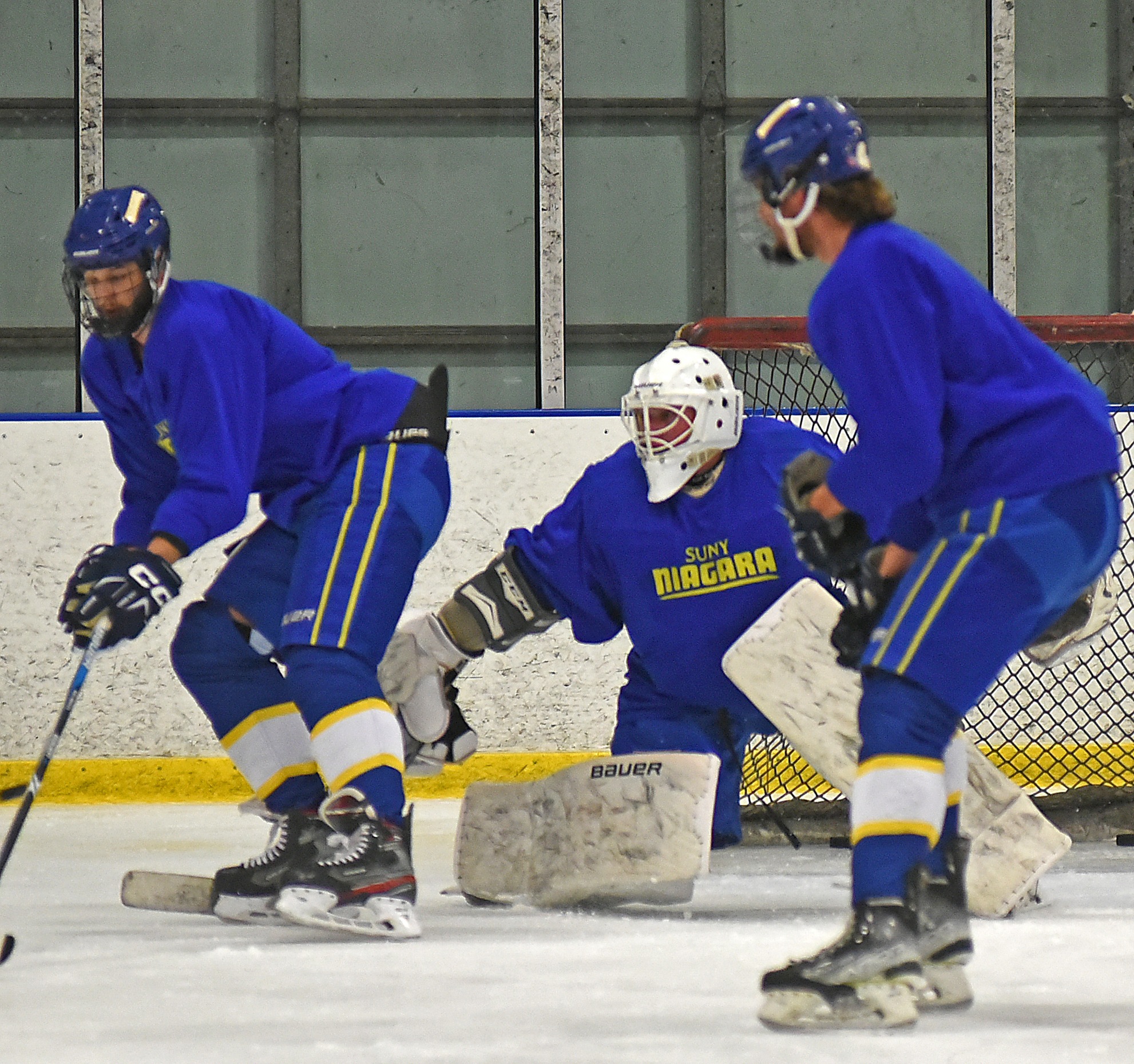 Icers come out slow vs. NU