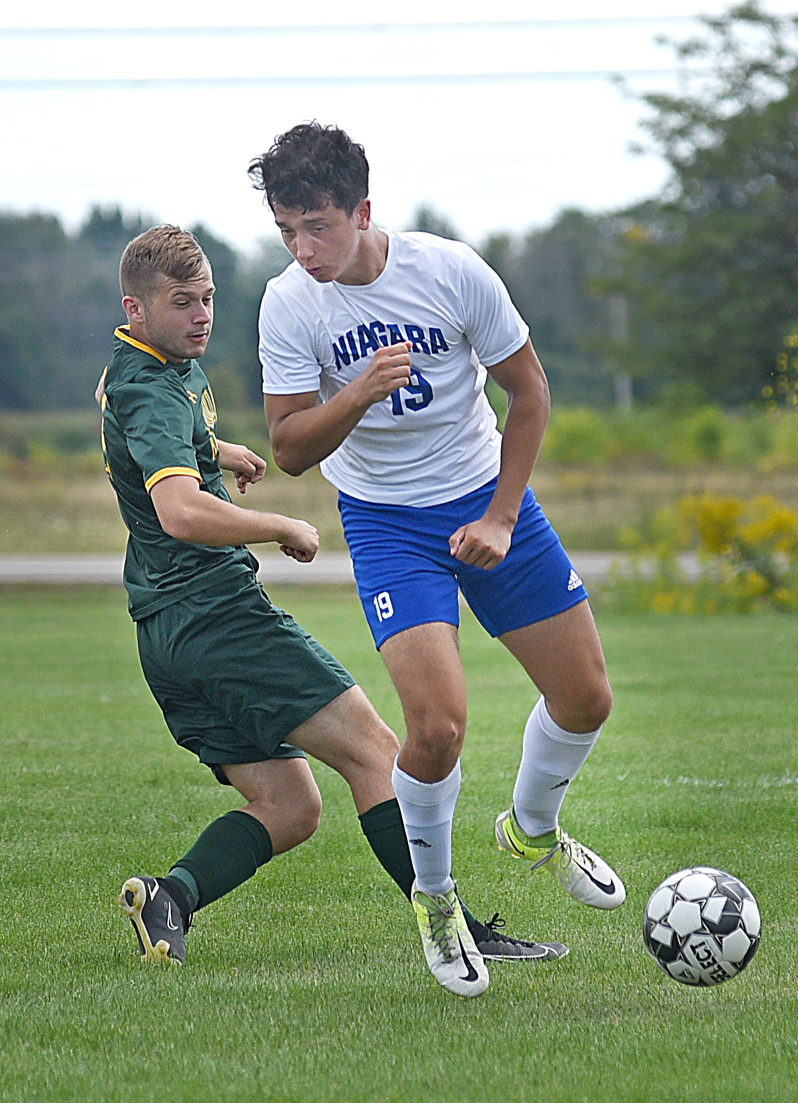T-Wolves, Redhawks play to scoreless tie